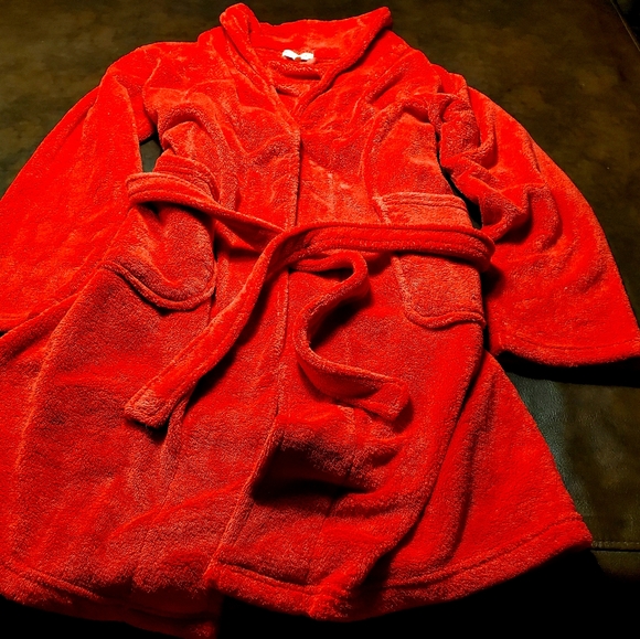 Red/pink house coat/bathrobe - Picture 3 of 3